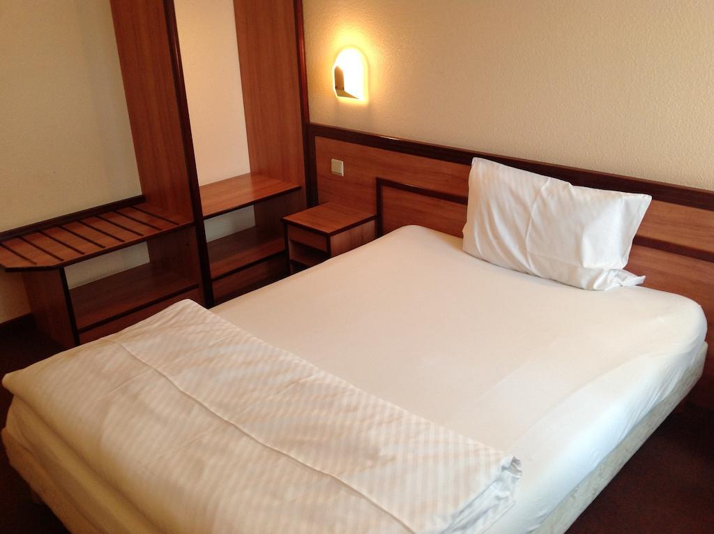 Hotel Anhalt Брена Номер фото
